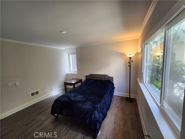 Detail Gallery Image 5 of 11 For 8515 Villa La Jolla Dr #F,  La Jolla,  CA 92037 - 1 Beds | 1 Baths