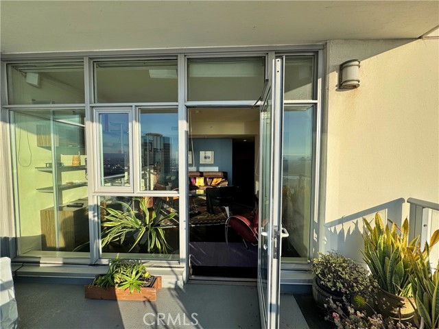 Detail Gallery Image 5 of 39 For 400 W Ocean, Long Beach,  CA 90802 - 2 Beds | 2 Baths