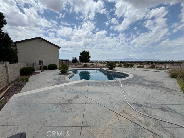 19004 Ivanpah Way, Apple Valley CA: https://media.crmls.org/medias/a90b5841-b385-4c69-a952-f06dbd6776cc.jpg