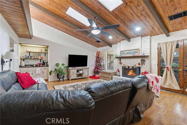 Detail Gallery Image 8 of 36 For 6479 N Blosser, Fresno,  CA 93711 - 4 Beds | 3 Baths