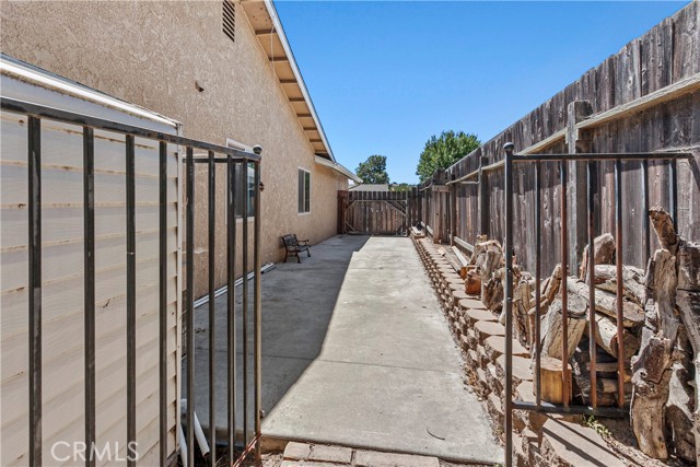 1734 Hogan Place, Paso Robles CA: https://media.crmls.org/medias/a90c4501-578c-435b-8b0f-5559aeb86f19.jpg