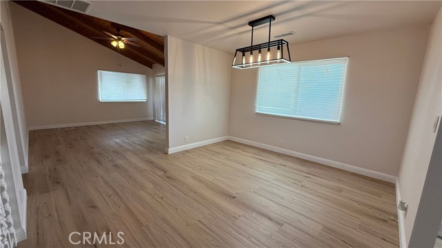 Detail Gallery Image 5 of 21 For 5304 Dillard Ct, Oroville,  CA 95966 - 2 Beds | 2/1 Baths