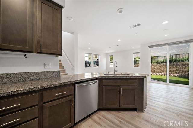 3908 Boulder Drive, Jurupa Valley CA: https://media.crmls.org/medias/a90ce6fe-5cde-47d9-94af-9f9d5fbe9bd5.jpg