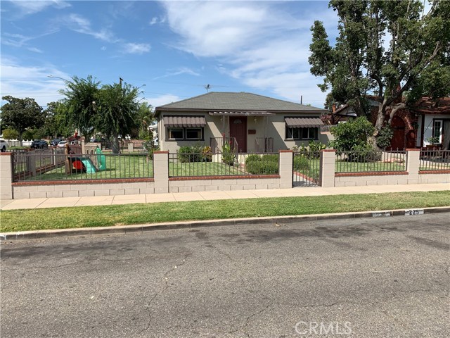 225 E Mills Dr, Anaheim, CA 92805