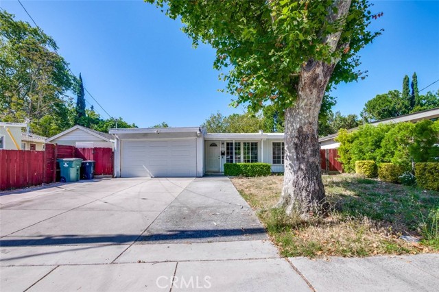 Detail Gallery Image 3 of 71 For 1775 San Ramon Ave, Mountain View,  CA 94043 - 5 Beds | 2 Baths