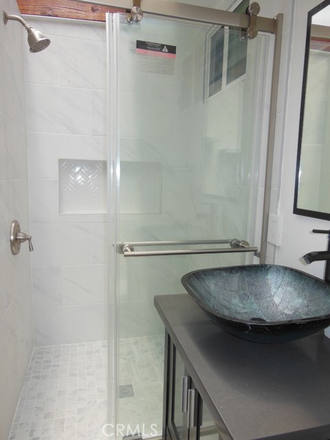 4956 Revlon Drive, La Canada Flintridge CA: https://media.crmls.org/medias/a90dd863-4ec6-4c51-bce0-0ab6a659b962.jpg