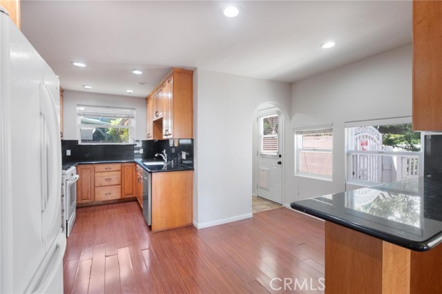 Detail Gallery Image 10 of 49 For 14751 Sutro Ave, Gardena,  CA 90249 - 3 Beds | 2 Baths