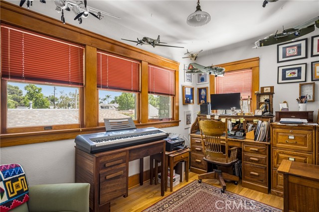 Detail Gallery Image 30 of 39 For 155 N Cleveland St, Orange,  CA 92866 - 4 Beds | 2 Baths