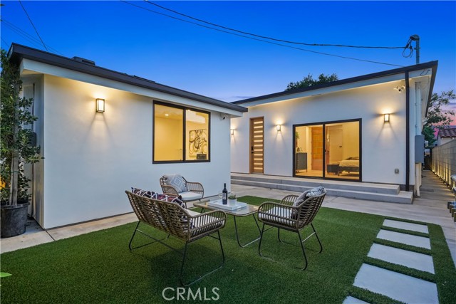 Detail Gallery Image 37 of 45 For 3876 Roxton Ave, Los Angeles,  CA 90008 - 5 Beds | 4/1 Baths