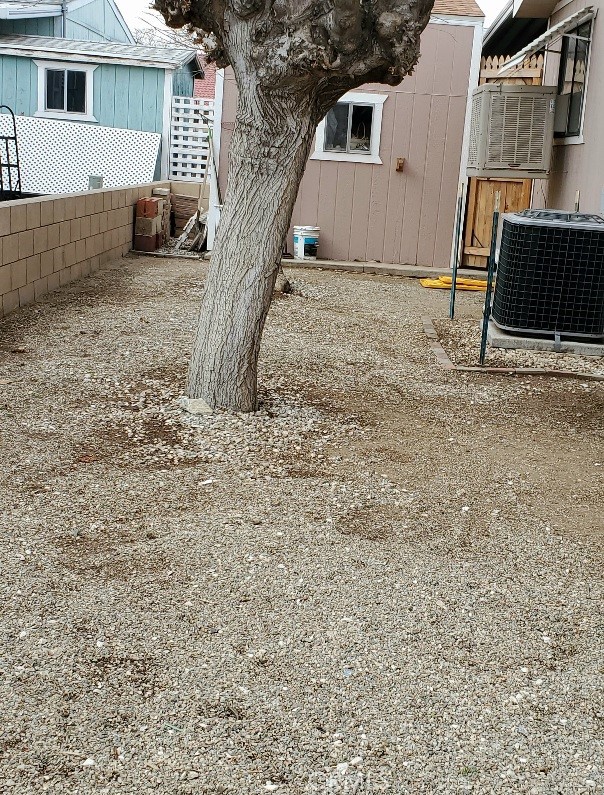 Detail Gallery Image 4 of 28 For 9161 Santa Fe Ave E #22,  Hesperia,  CA 92345 - 3 Beds | 2 Baths