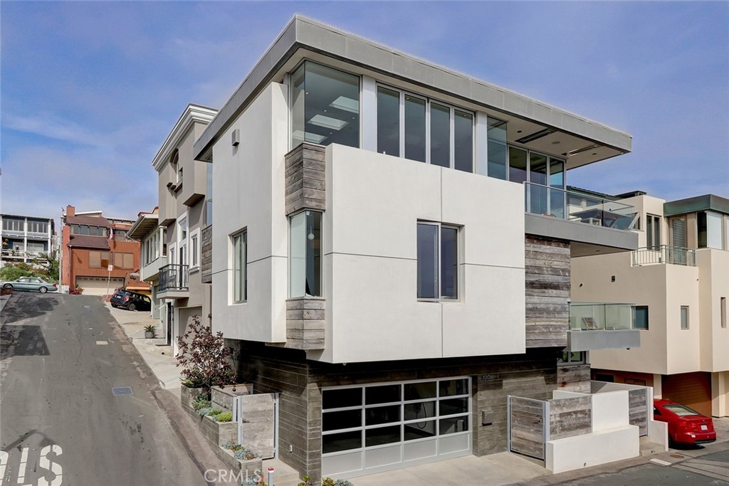 3208 Ocean Drive
