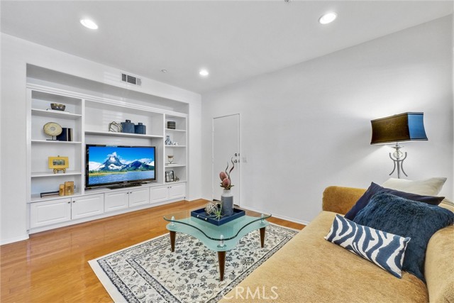 Detail Gallery Image 28 of 62 For 1372 Mc Fadden Dr, Fullerton,  CA 92833 - 3 Beds | 2/1 Baths