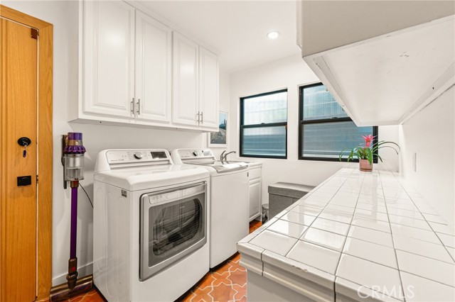Detail Gallery Image 19 of 24 For 3627 Willowcrest Ave, Studio City,  CA 91604 - 3 Beds | 3 Baths