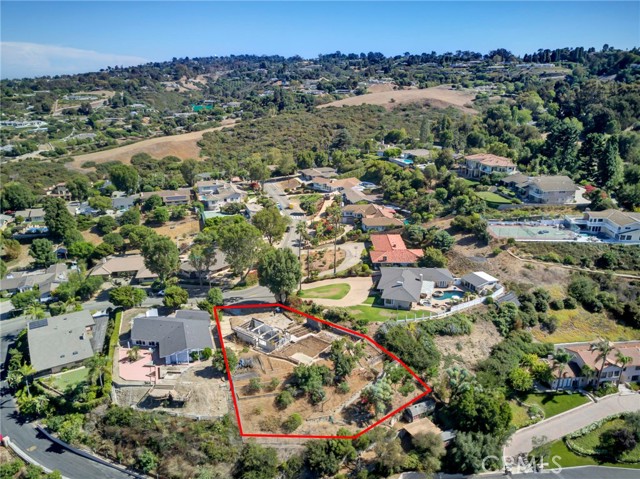 Detail Gallery Image 4 of 16 For 27691 Eastvale Rd, Palos Verdes Peninsula,  CA 90274 - 4 Beds | 4 Baths