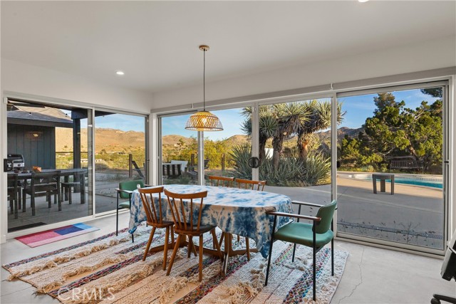 Detail Gallery Image 16 of 67 For 58747 San Marino, Yucca Valley,  CA 92284 - 3 Beds | 2/1 Baths