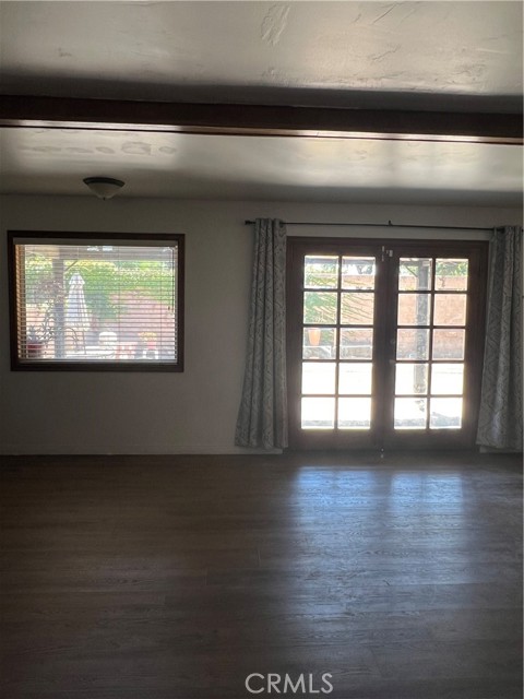 9810 Sharon Avenue, Riverside CA: https://media.crmls.org/medias/a911b66b-1153-45bc-a820-5b77ddaa3cbe.jpg