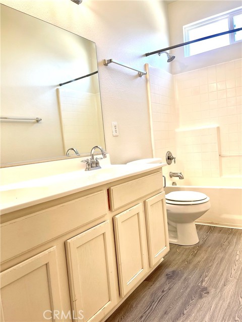 13148 Newport Street, Hesperia CA: https://media.crmls.org/medias/a912c085-717a-4a98-8c03-4dbcf67a9e3d.jpg