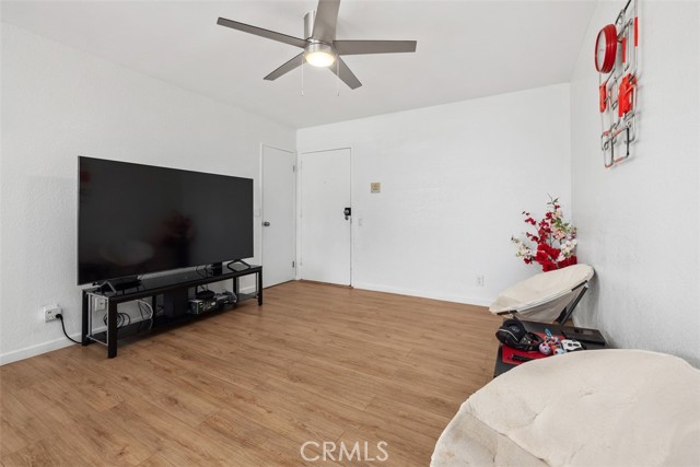3142 Midway Drive, San Diego CA: https://media.crmls.org/medias/a913aabf-6874-4901-a745-55cf5d106c74.jpg