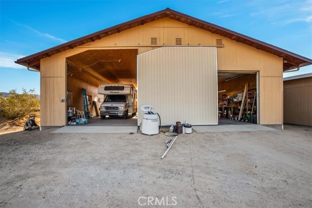 Detail Gallery Image 48 of 68 For 5975 Desert Star Rd #1-2,  Johnson Valley,  CA 92285 - 2 Beds | 4 Baths