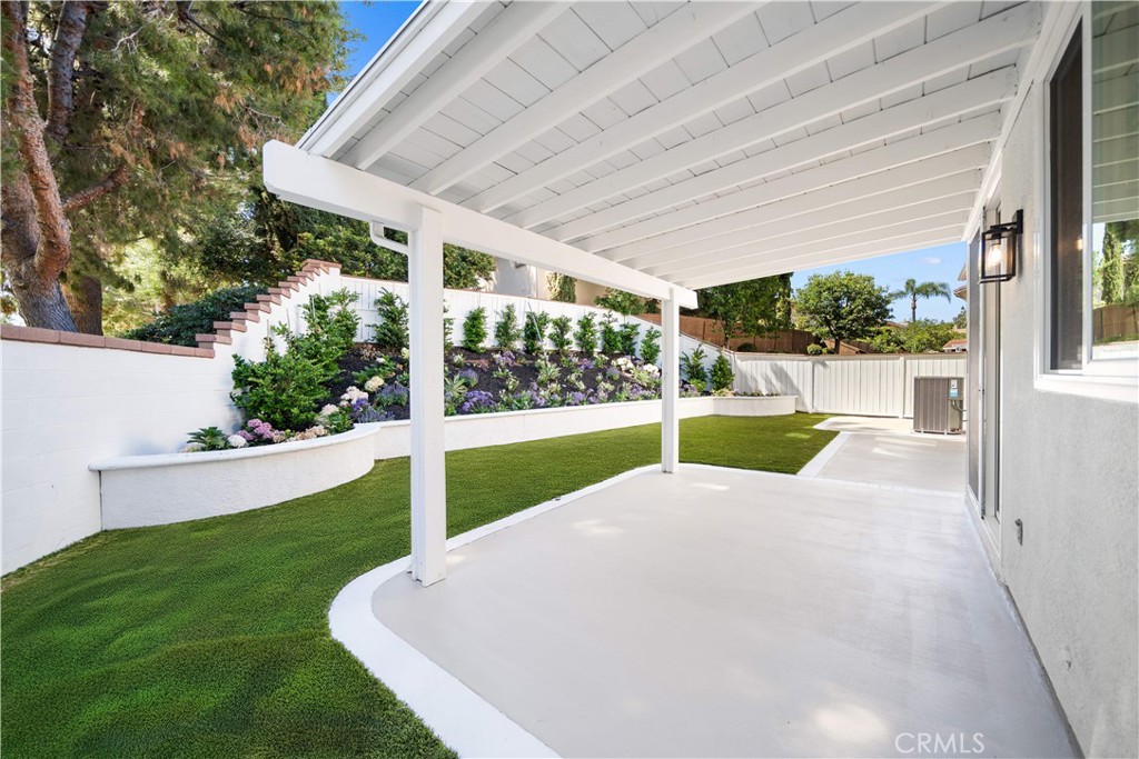 MLS #OC25275934 image #26