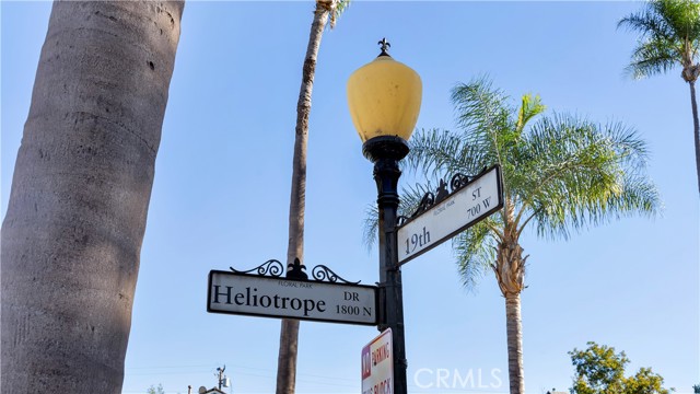 Detail Gallery Image 7 of 37 For 1804 N Heliotrope Dr, Santa Ana,  CA 92706 - 5 Beds | 4 Baths