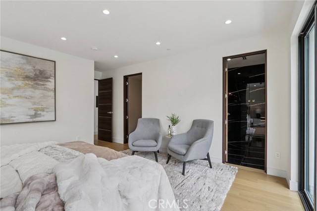 Detail Gallery Image 33 of 61 For 2227 N Lamer St, Burbank,  CA 91504 - 4 Beds | 4/1 Baths