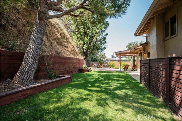 Detail Gallery Image 19 of 20 For 1826 Bara Rd, Glendale,  CA 91208 - 3 Beds | 2 Baths
