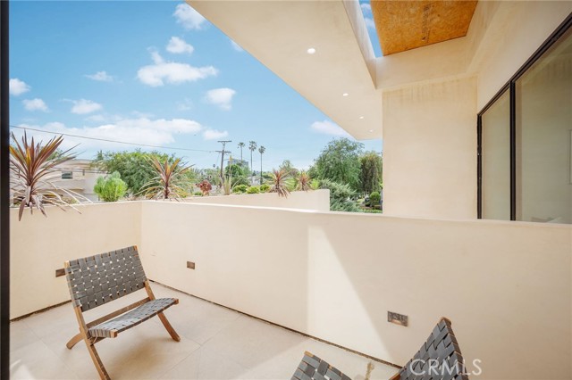 Detail Gallery Image 63 of 72 For 15447 Huston, Sherman Oaks,  CA 91403 - 5 Beds | 5/1 Baths