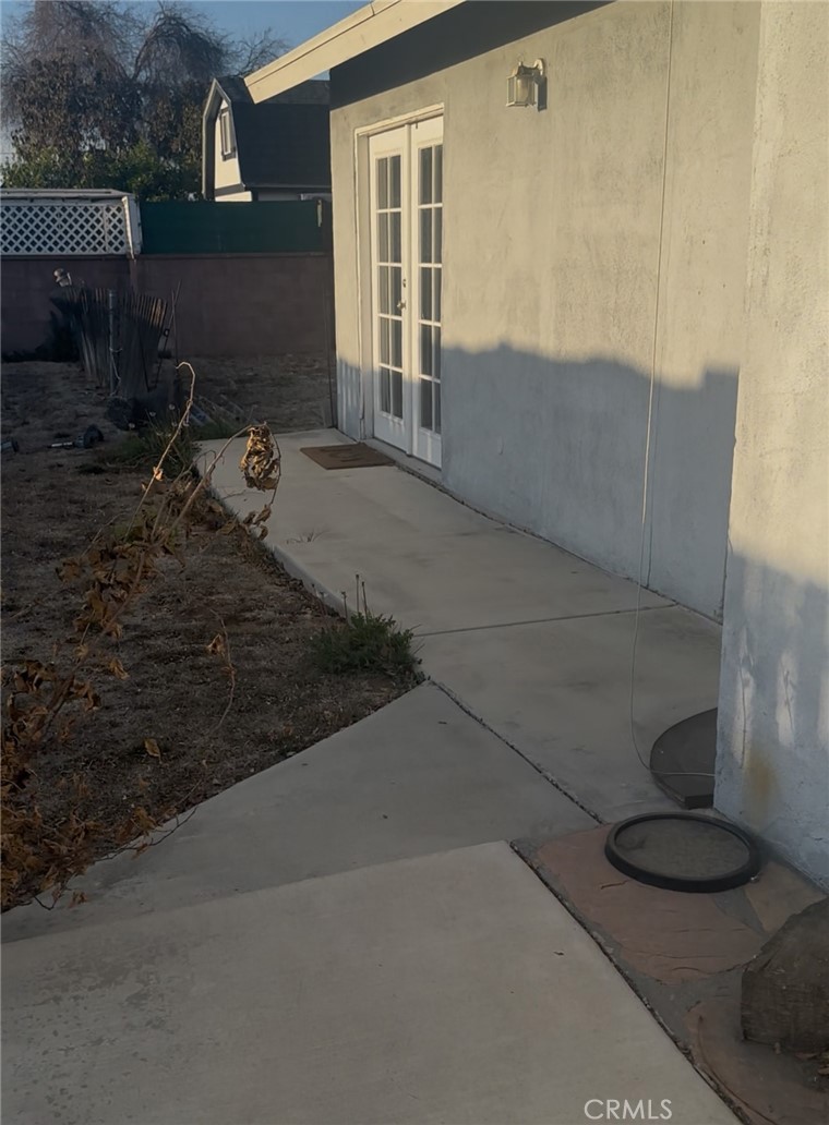 7459 Ysmael Villegas Street