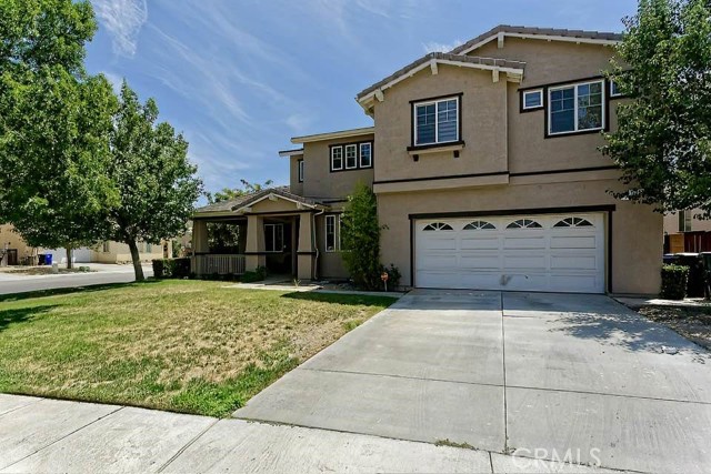 Detail Gallery Image 2 of 32 For 12381 Bali St, Victorville,  CA 92392 - 3 Beds | 2/1 Baths