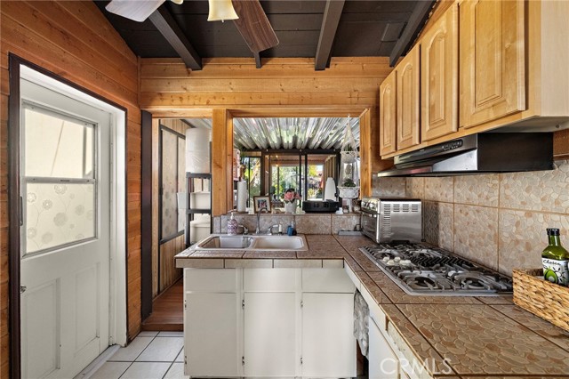 Detail Gallery Image 28 of 48 For 268 & 270 Walnut St, Costa Mesa,  CA 92627 - 3 Beds | 2/1 Baths