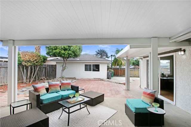 Detail Gallery Image 35 of 44 For 927 Alta Loma Dr, Corona,  CA 92882 - 4 Beds | 2 Baths