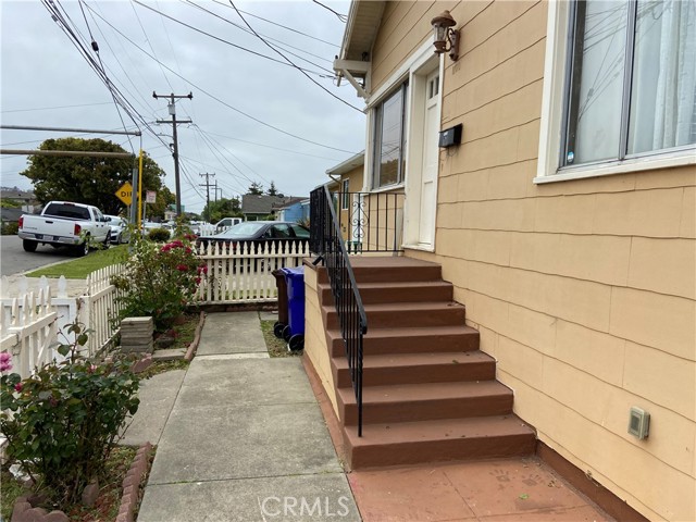 Detail Gallery Image 34 of 34 For 1100 Lassen St, Richmond,  CA 94805 - 2 Beds | 1 Baths