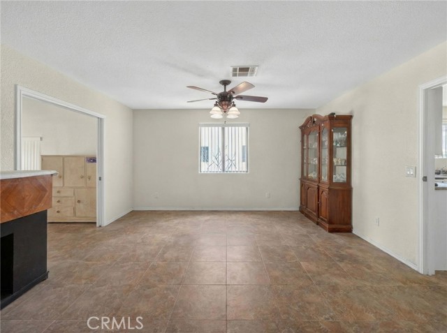 Detail Gallery Image 10 of 43 For 8841 Oakmount Bld, Desert Hot Springs,  CA 92240 - 3 Beds | 2/1 Baths