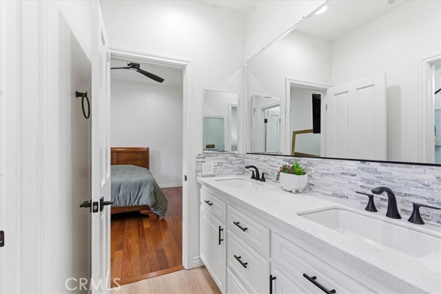 Detail Gallery Image 33 of 58 For 12831 Fairhaven Extention, Santa Ana,  CA 92705 - 4 Beds | 3/1 Baths