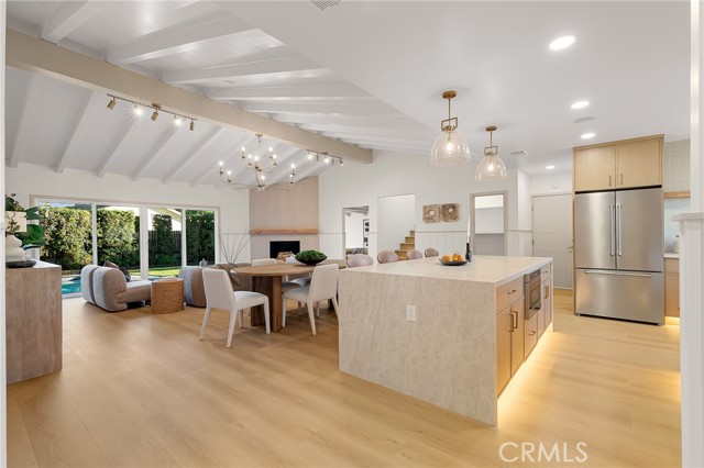 Front Image Thumbnail for CRPW26146465