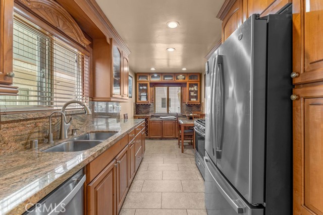 Detail Gallery Image 8 of 44 For 1344 5th St #7,  Glendale,  CA 91201 - 2 Beds | 2 Baths