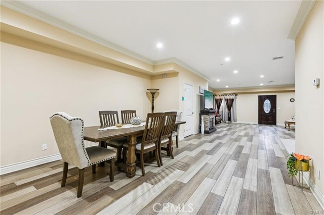 Detail Gallery Image 11 of 34 For 204 E 121st, Los Angeles,  CA 90061 - 5 Beds | 4 Baths