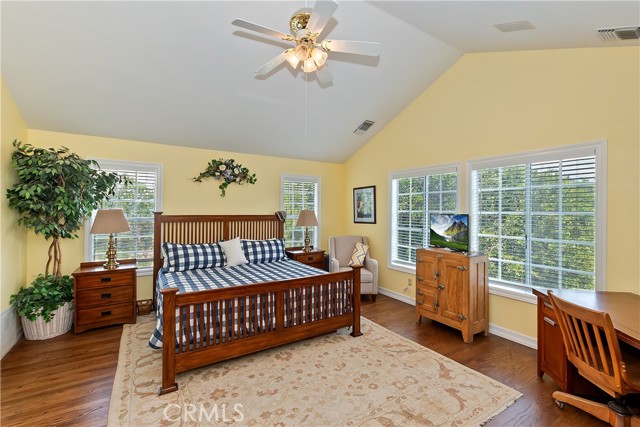27781 St Bernard Lane, Lake Arrowhead CA: https://media.crmls.org/medias/a91da15d-c2eb-4115-b0b3-fae723daf449.jpg