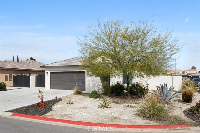 Detail Gallery Image 3 of 37 For 3822 Zamora, Bakersfield,  CA 93306 - 4 Beds | 2 Baths