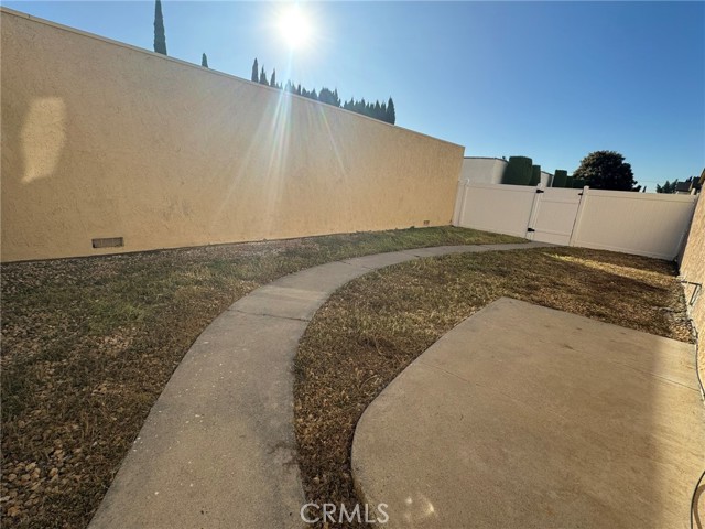 Detail Gallery Image 14 of 16 For 18440 Desidia St #B,  Rowland Heights,  CA 91748 - 2 Beds | 1/1 Baths