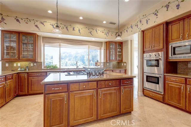 33 Sage Lane, Bell Canyon CA: https://media.crmls.org/medias/a91ee4be-88b4-41e1-b0d4-831a8704d006.jpg