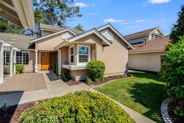 Detail Gallery Image 3 of 56 For 3930 Hollyhock Way, San Luis Obispo,  CA 93401 - 3 Beds | 3 Baths