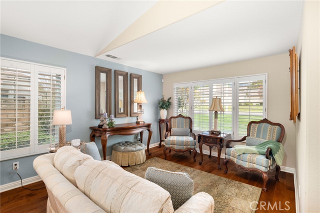 Detail Gallery Image 13 of 53 For 1124 Peppertree, Upland,  CA 91784 - 4 Beds | 2 Baths