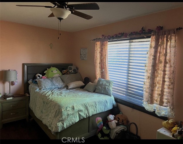 Detail Gallery Image 12 of 24 For 1451 Daybreak Way, Beaumont,  CA 92223 - 4 Beds | 2/1 Baths