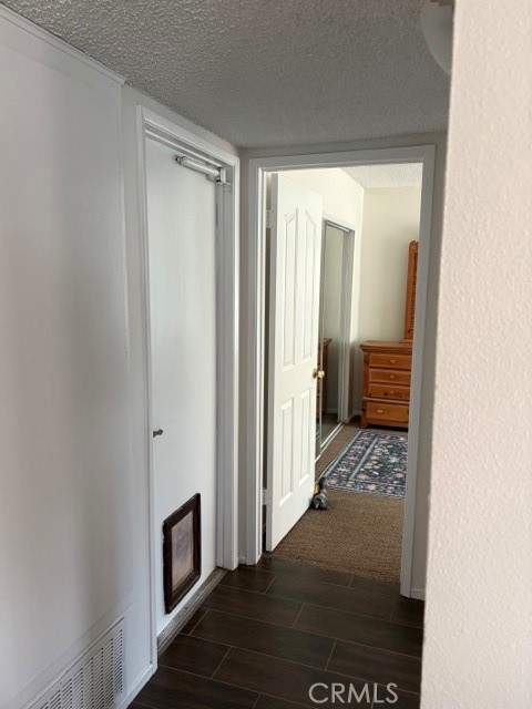 Detail Gallery Image 8 of 19 For 1502 S Merrill St, Corona,  CA 92882 - 3 Beds | 2 Baths