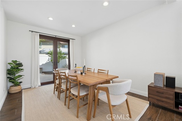 Detail Gallery Image 6 of 32 For 2121 Thyme, Corona,  CA 92879 - 4 Beds | 2/1 Baths