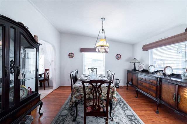 Detail Gallery Image 5 of 19 For 4800 Daleview Ave #121,  El Monte,  CA 91731 - 3 Beds | 2 Baths