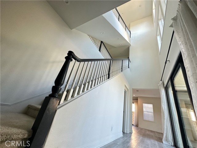 5 Zion Drive, Lake Forest CA: https://media.crmls.org/medias/a9217204-b3ce-4d40-b9ff-ef51909efb3a.jpg