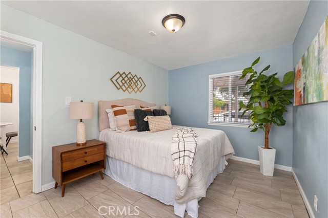 1048 S Record Avenue, East Los Angeles CA: https://media.crmls.org/medias/a9218314-be81-4d3d-92f1-47203d59fc39.jpg